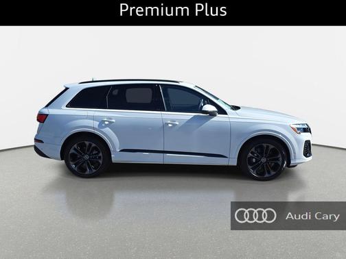 2026 Audi Q7 55 Premium Plus