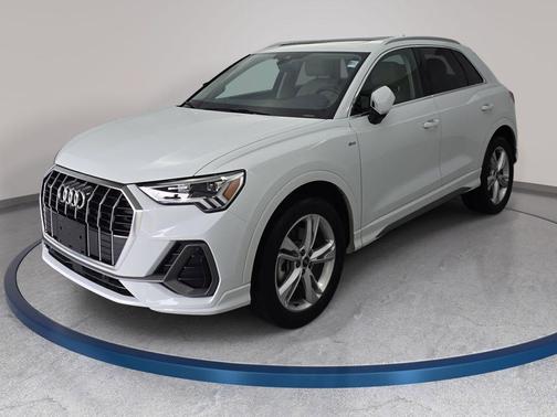 Glacier White Metallic 2024 Audi Q3 45 S line Premium Plus