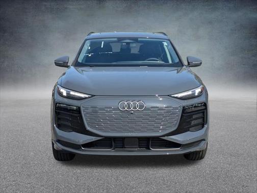 2025 Audi Q6 e-tron Premium Plus