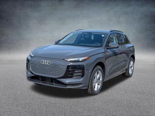 2025 Audi Q6 e-tron Premium Plus