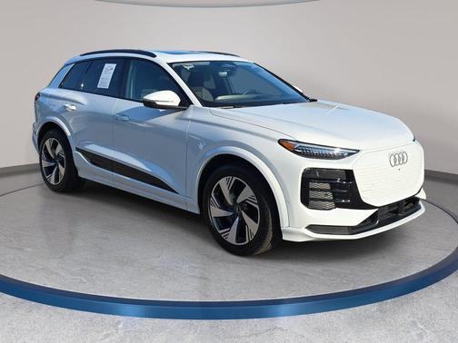 Glacier White 2025 Audi Q6 e-tron Prestige quattro