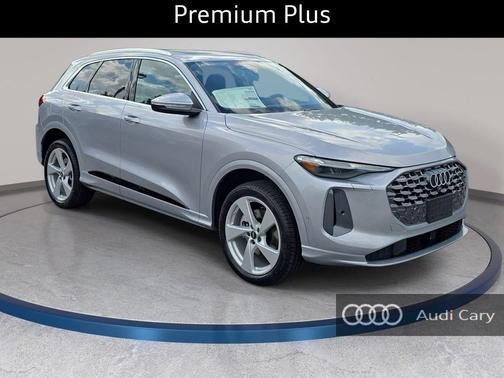 Florett Silver Metallic 2026 Audi Q5 Premium Plus TFSI quattro S tronic