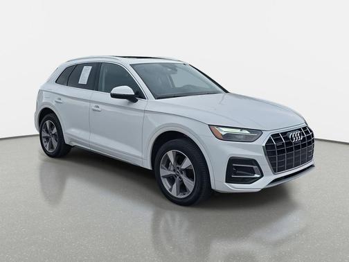2023 Audi Q5 40 Premium Plus