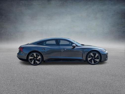2025 Audi S e-tron GT Premium Plus