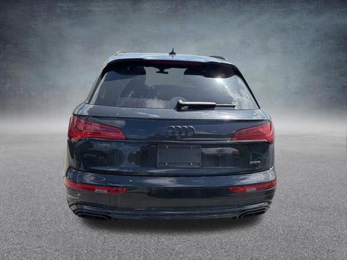 Mythos Black Metallic 2025 Audi Q5 55 S line Premium Plus