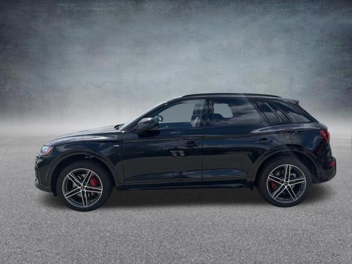 Mythos Black Metallic 2025 Audi Q5 55 S line Premium Plus