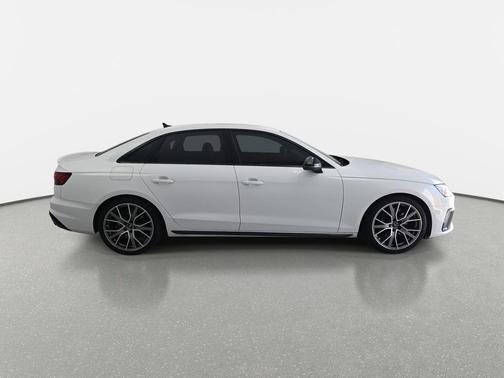 2023 Audi S4 Premium Plus TFSI quattro Tiptronic