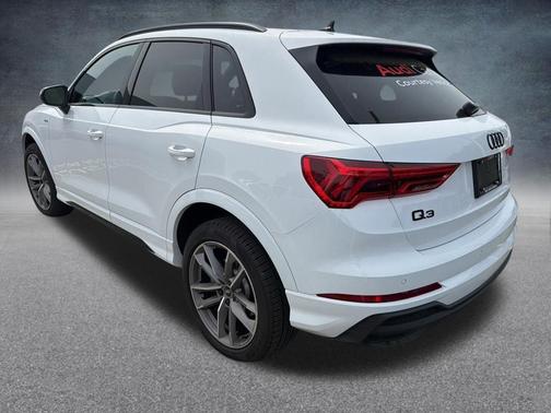 Arkona White 2025 Audi Q3 Premium 45 TFSI S line quattro Tiptronic