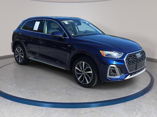 Navarra Blue Metallic 2023 Audi Q5 45 S line Premium Plus