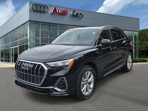 2021 Audi Q3 45 S line Premium