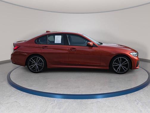 Sunset Orange Metallic 2021 BMW 330 330i