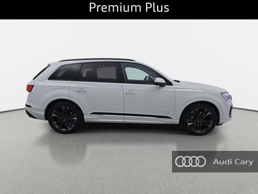 2026 Audi Q7 55 Premium Plus