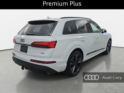 2026 Audi Q7 55 Premium Plus
