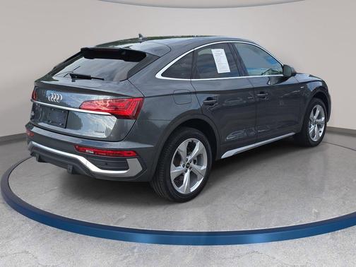 Daytona Gray Pearl Effect 2023 Audi Q5 45 S line Premium Plus