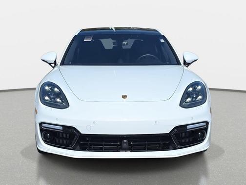 2020 Porsche Panamera GTS