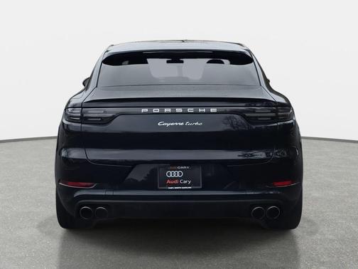 2022 Porsche Cayenne Turbo