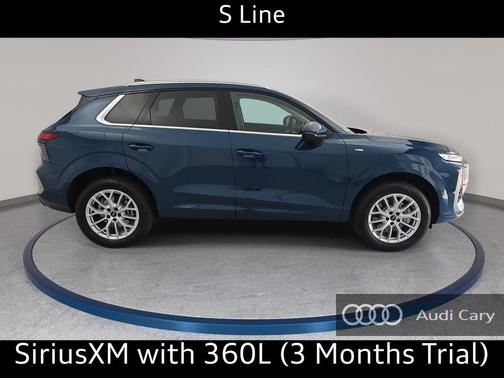 Malpelo Blue Metallic 2026 Audi Q3 TFSI quattro S tronic