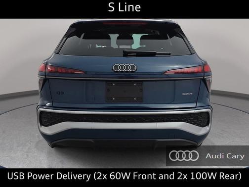 Malpelo Blue Metallic 2026 Audi Q3 TFSI quattro S tronic