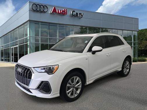 2021 Audi Q3 45 S line Premium