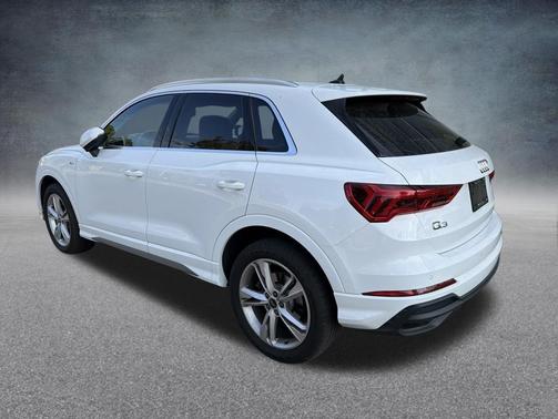 Arkona White 2024 Audi Q3 45 S line Premium Plus