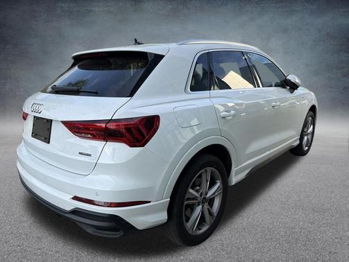 Arkona White 2024 Audi Q3 45 S line Premium Plus