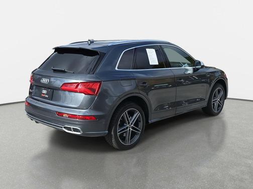 2018 Audi SQ5 3.0T Premium Plus