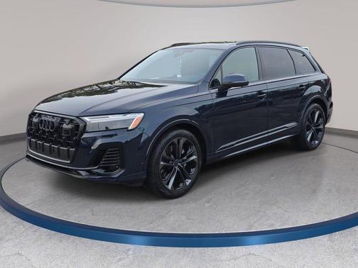 Waitomo Blue Metallic 2026 Audi Q7 55 Premium Plus