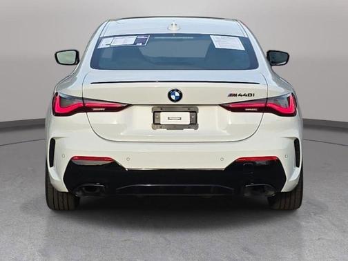2023 BMW M440 i