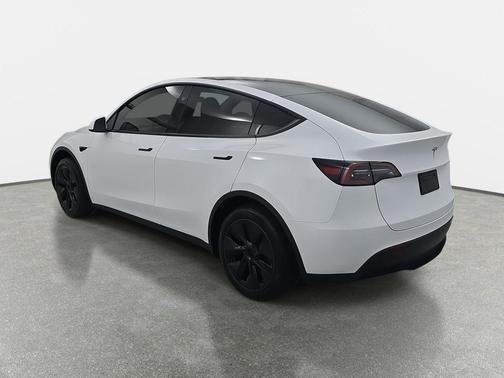 2025 Tesla Model Y Long Range Dual Motor Rear-Wheel Drive