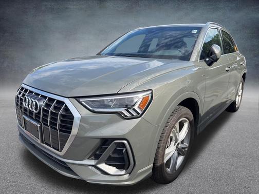 Chronos Gray Metallic 2023 Audi Q3 Premium 45 TFSI S line quattro Tiptronic