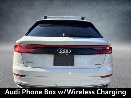 2022 Audi Q8 55 Premium