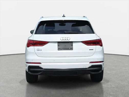 2022 Audi Q3 45 S line Premium Plus