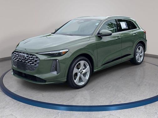 District Green Metallic 2025 Audi Q5 Prestige TFSI quattro S tronic