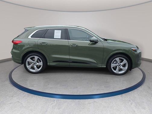 District Green Metallic 2025 Audi Q5 Prestige TFSI quattro S tronic