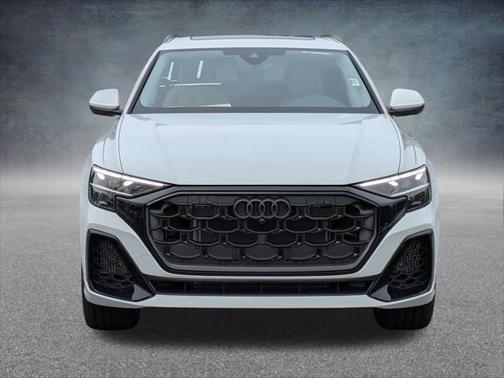 2025 Audi Q8 55 Premium Plus