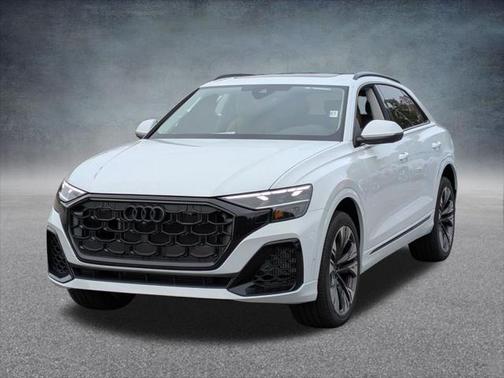 2025 Audi Q8 55 Premium Plus