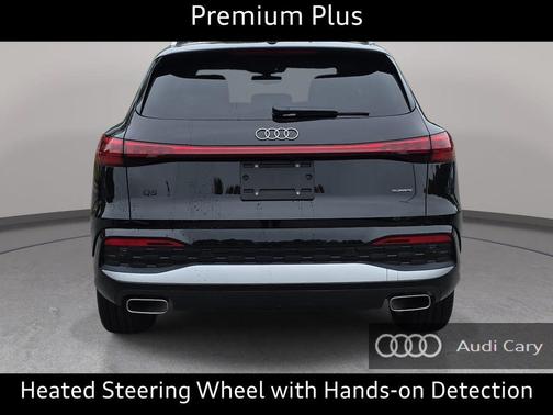 Mythos Black Metallic 2026 Audi Q5 Premium Plus TFSI quattro S tronic