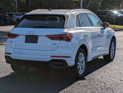 2024 Audi Q3 Premium 45 TFSI S line quattro Tiptronic