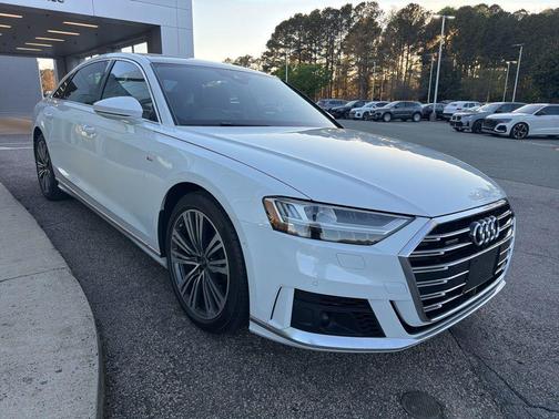 Glacier White Metallic 2021 Audi A8 4.0