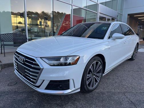 Glacier White Metallic 2021 Audi A8 4.0