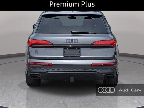 Samurai Gray Metallic 2026 Audi Q7 55 Premium Plus