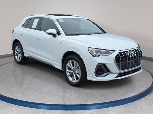Arkona White 2025 Audi Q3 Premium 45 TFSI S line quattro Tiptronic