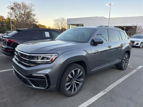 2022 Volkswagen Atlas 3.6L SEL Premium