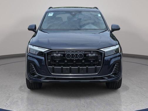Waitomo Blue Metallic 2025 Audi Q7 45 Premium