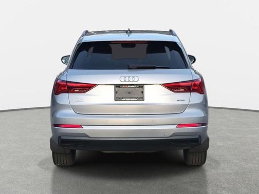 2023 Audi Q3 Premium 40 TFSI quattro Tiptronic