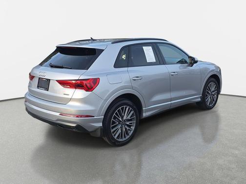 2023 Audi Q3 Premium 40 TFSI quattro Tiptronic