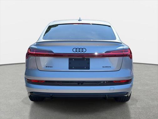 2022 Audi e-tron Sportback S line Premium Plus