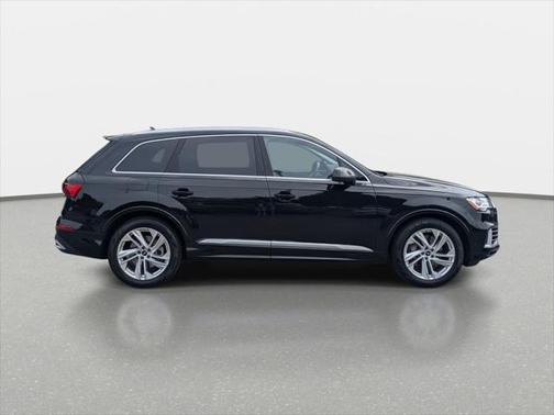 2023 Audi Q7 55 Prestige