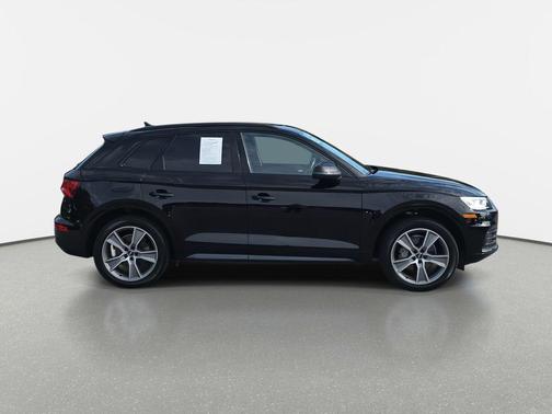 2020 Audi Q5 45 Premium Plus
