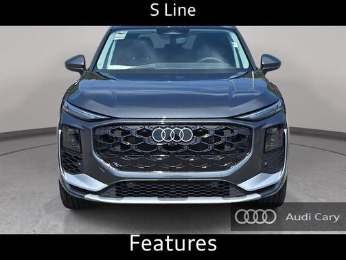 Daytona Gray Pearl Effect 2026 Audi Q3 TFSI quattro S tronic
